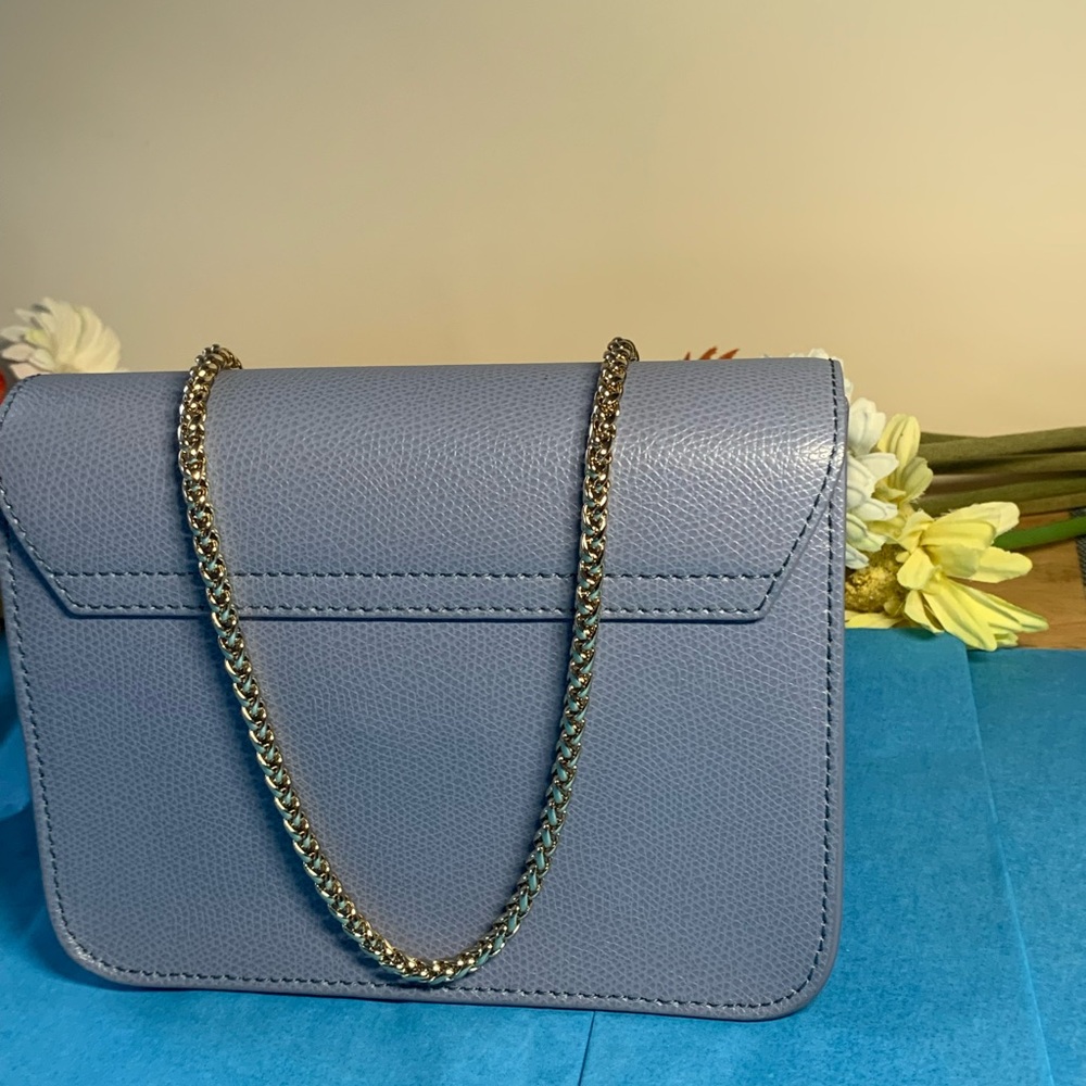 Pre Owned Authentic Furla Lavender Mini Crossbody Bag with Chain Strap - Picture 5 of 17
